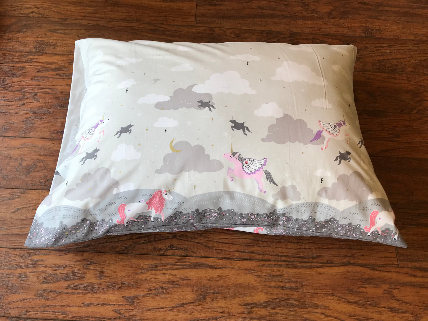 Unicorn dreams cotton pillowcase